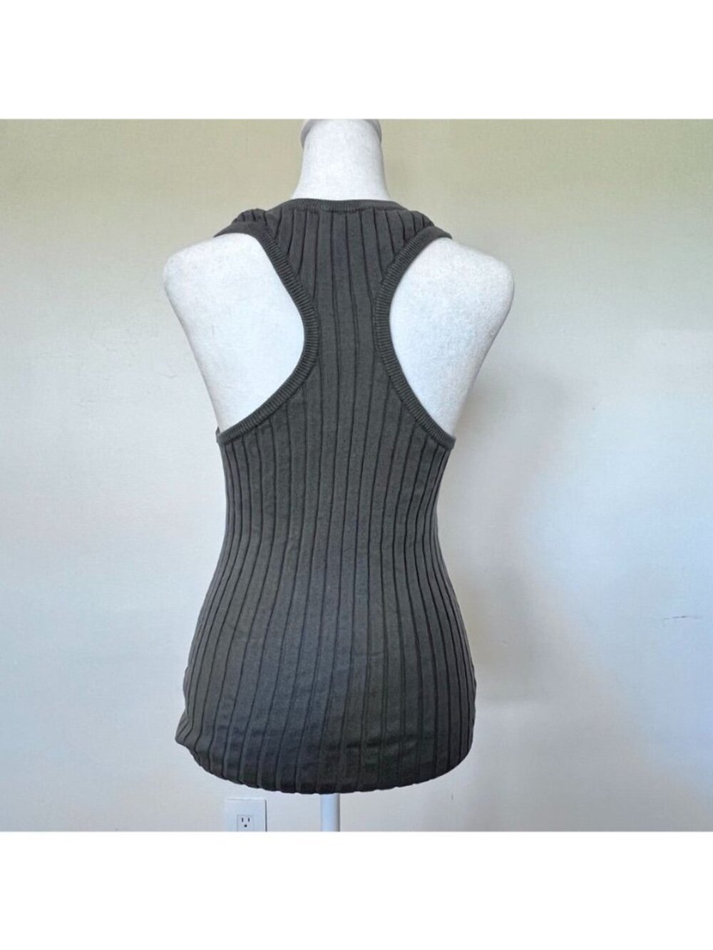 Boho Women Sz L Chunky Ribbed Racerback Tank Top Olive Green Coastal Minimalist - Picture 4 of 11